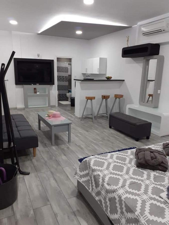 Klorakas Deluxe Yiota'S Studio ! מראה חיצוני תמונה